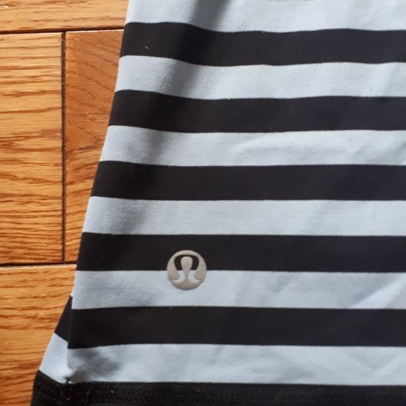 Lululemon Top - Picture 3 of 4